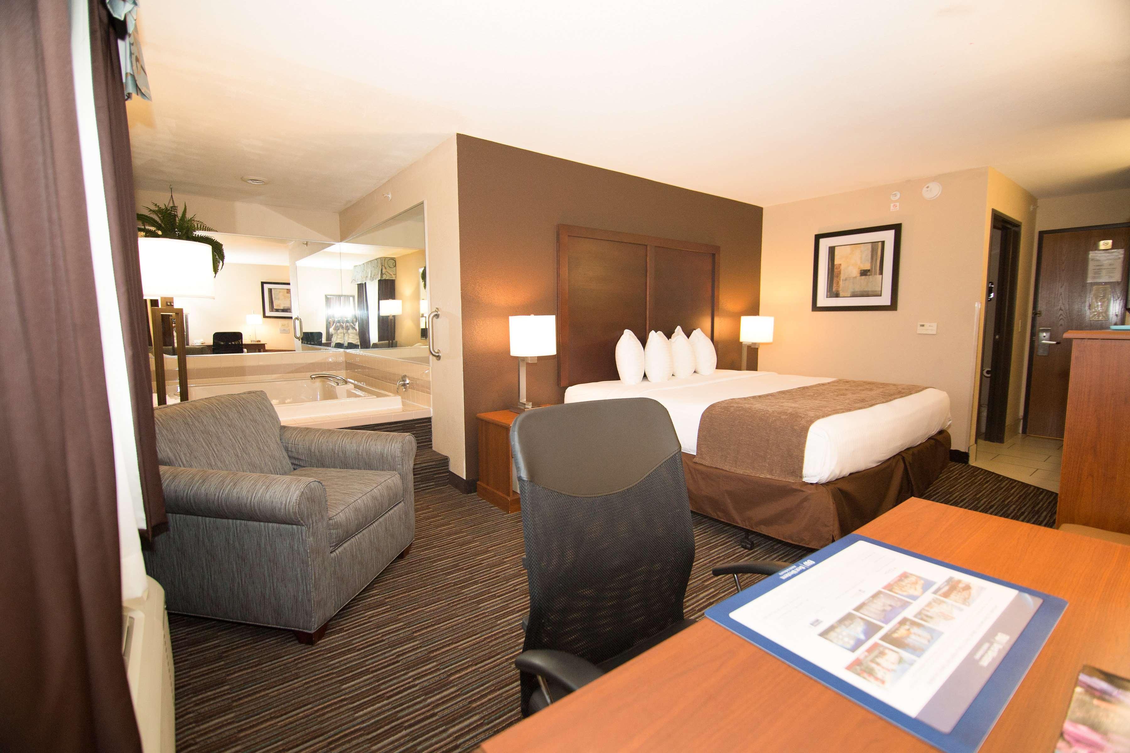 Best Western Port Колумбус Экстерьер фото